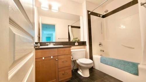 44 Aspen Hills Close Sw, Calgary, AB 