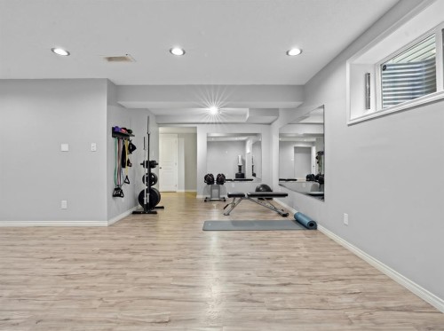 44 Aspen Hills Close Sw, Calgary, AB 
