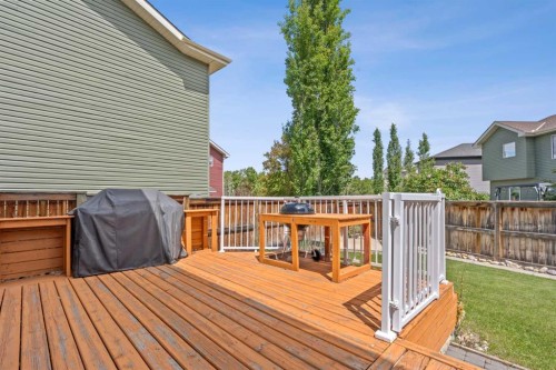 44 Aspen Hills Close Sw, Calgary, AB 