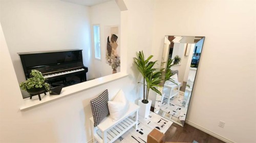44 Aspen Hills Close Sw, Calgary, AB 