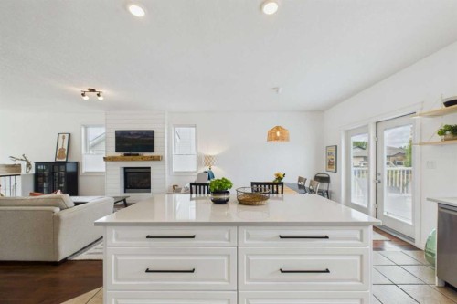 6 Vantage Crescent, Olds, AB 