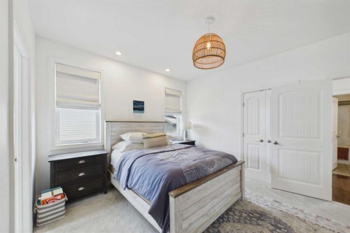 6 Vantage Crescent, Olds, AB 