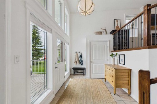 6 Vantage Crescent, Olds, AB 