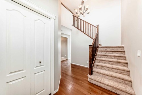 196 Cranberry Circle Se, Calgary, AB - Indoor Photo Showing Other Room