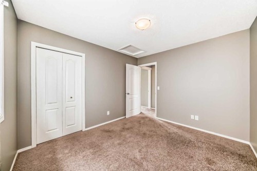 196 Cranberry Circle Se, Calgary, AB - Indoor Photo Showing Other Room