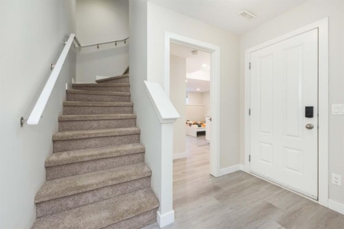 82-300 Marina Drive, Chestermere, AB - Indoor Photo Showing Other Room