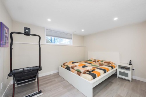 82-300 Marina Drive, Chestermere, AB - Indoor Photo Showing Bedroom