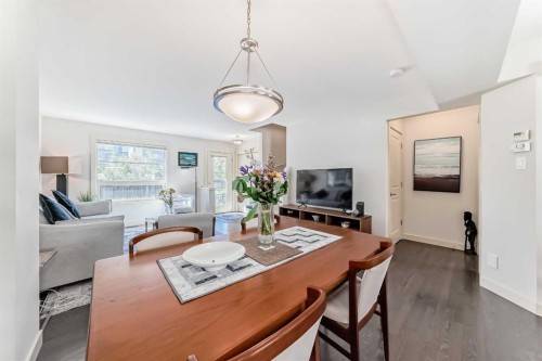 25 Aspen Hills Terrace Sw, Calgary, AB - Indoor Photo Showing Other Room