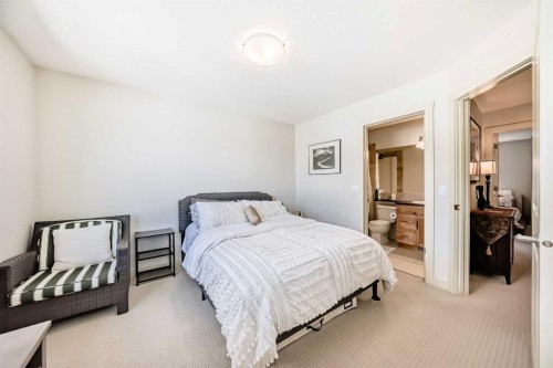 25 Aspen Hills Terrace Sw, Calgary, AB - Indoor Photo Showing Bedroom