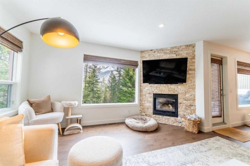 F-2 Otter Lane, Banff, AB 