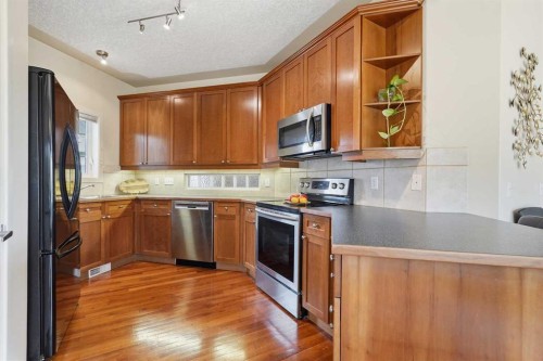37 Prominence Park Sw, Calgary, AB - Indoor Photo Showing Kitchen