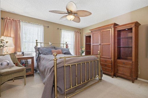 157 Cranberry Square Se, Calgary, AB - Indoor Photo Showing Bedroom