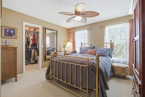 157 Cranberry Square Se, Calgary, AB - Indoor Photo Showing Bedroom