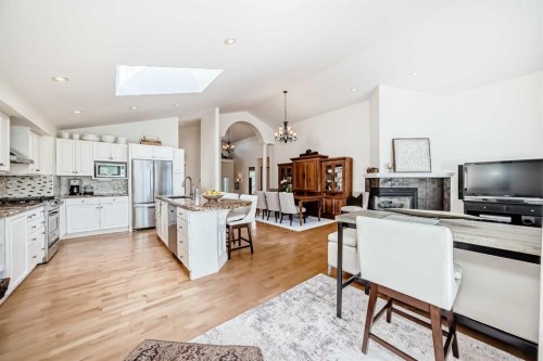243 Mt Assiniboine Circle Se, Calgary, AB - Indoor