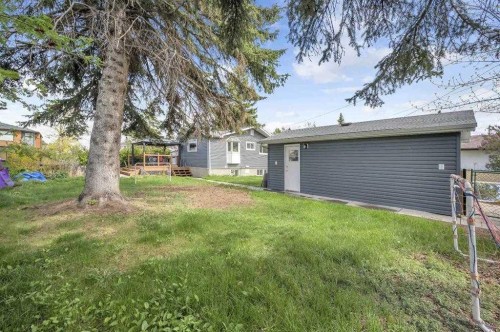 3143 45 Street Sw, Calgary, AB 