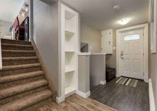 84 Fullerton Road Se, Calgary, AB - Indoor Photo Showing Other Room