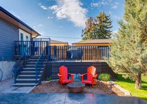 84 Fullerton Road Se, Calgary, AB - Outdoor With Deck Patio Veranda