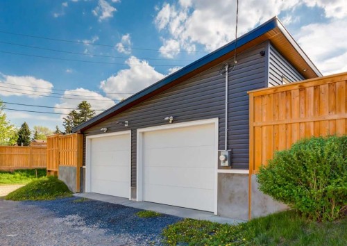 84 Fullerton Road Se, Calgary, AB - Outdoor