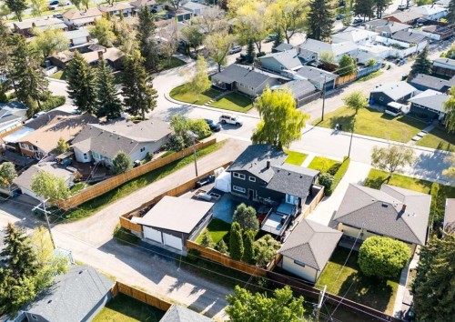 84 Fullerton Road Se, Calgary, AB - Outdoor With View