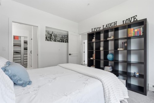 2103-55 Lucas Way Nw, Calgary, AB - Indoor Photo Showing Bedroom