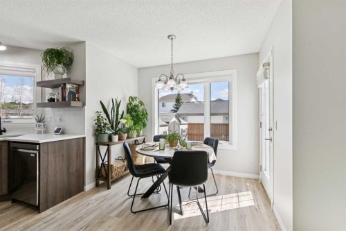 416 Stonegate Road Nw, Airdrie, AB - Indoor Photo Showing Dining Room
