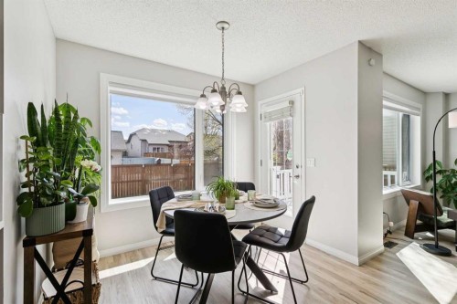 416 Stonegate Road Nw, Airdrie, AB - Indoor Photo Showing Dining Room