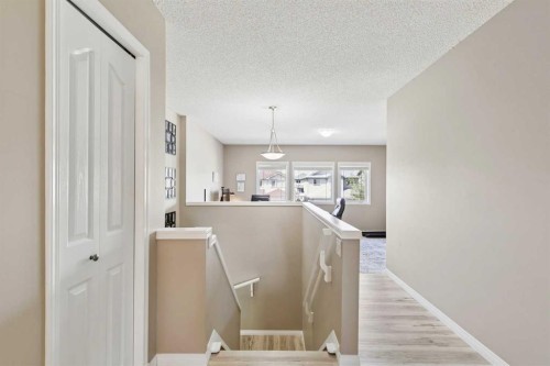 416 Stonegate Road Nw, Airdrie, AB - Indoor Photo Showing Other Room