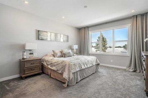 1205 Hillcrest Manor Estates, Strathmore, AB - Indoor Photo Showing Bedroom
