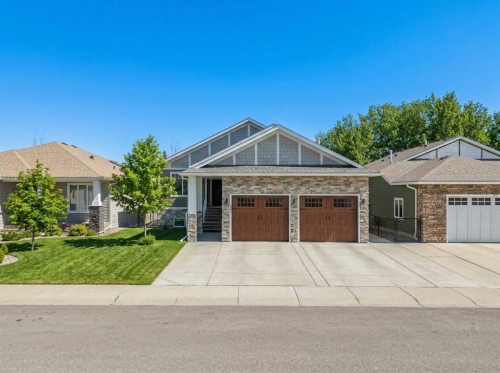 1205 Hillcrest Manor Estates, Strathmore, AB - Outdoor
