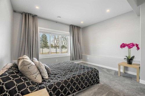 1205 Hillcrest Manor Estates, Strathmore, AB - Indoor Photo Showing Bedroom