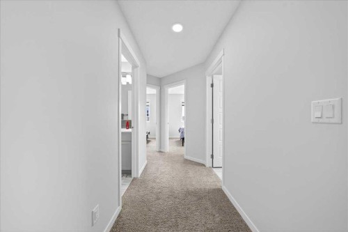 10 Lucas Close Nw, Calgary, AB - Indoor Photo Showing Other Room