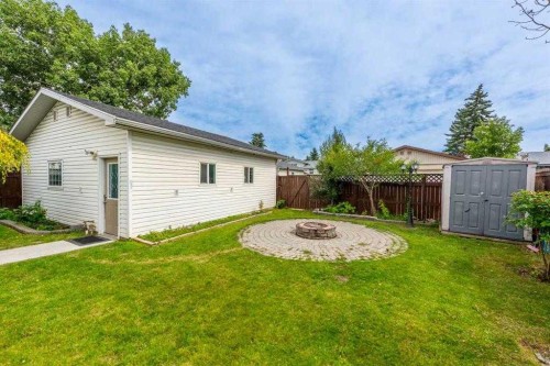 23 Falsby Place Ne, Calgary, AB - Outdoor