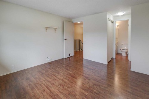 82 Point Drive Nw, Calgary, AB - Indoor Photo Showing Other Room