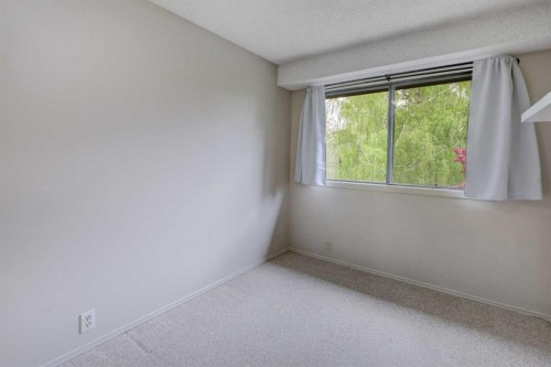 82 Point Drive Nw, Calgary, AB - Indoor