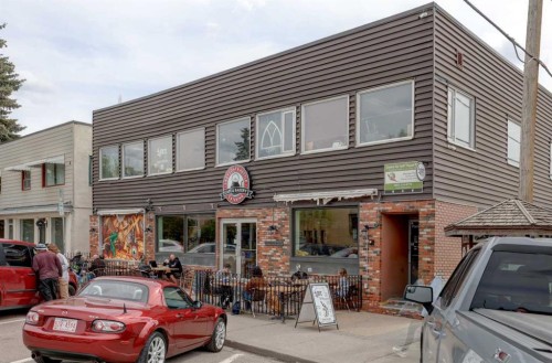 82 Point Drive Nw, Calgary, AB - Outdoor