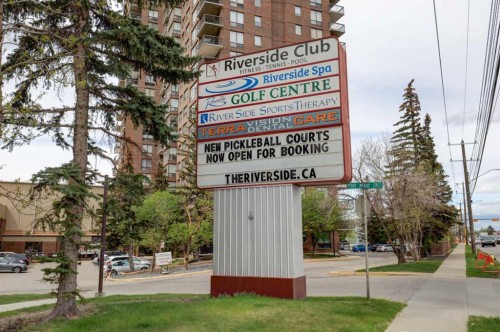 82 Point Drive Nw, Calgary, AB - Outdoor