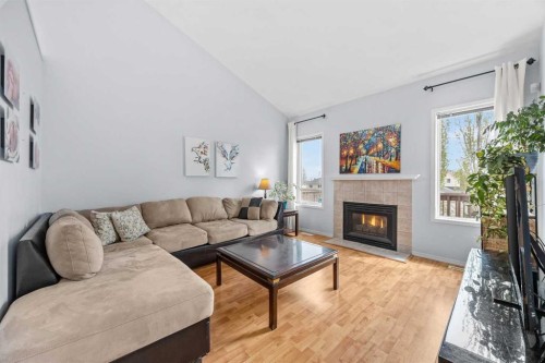 99 Hidden Crescent Nw, Calgary, AB 