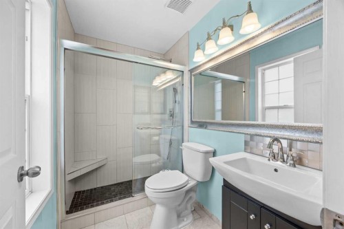99 Hidden Crescent Nw, Calgary, AB 