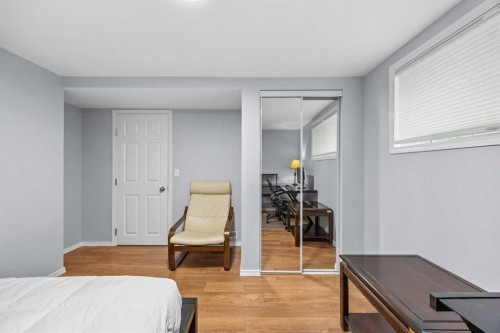 99 Hidden Crescent Nw, Calgary, AB 