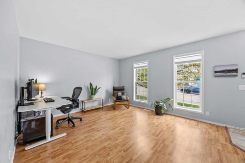 99 Hidden Crescent Nw, Calgary, AB 