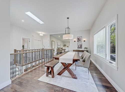 907 Kerfoot Crescent Sw, Calgary, AB - Indoor