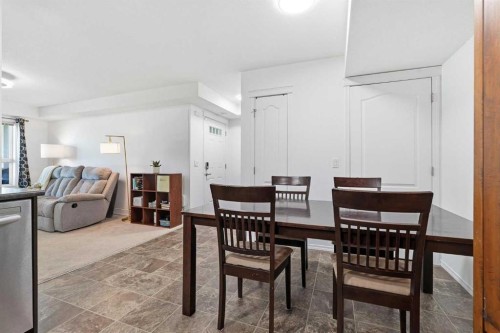 400-8 Bayside Place, Strathmore, AB - Indoor Photo Showing Dining Room