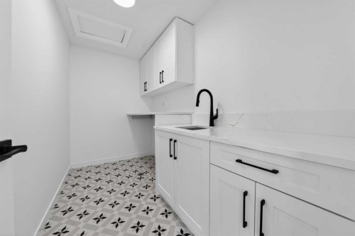 8 Ranchers Meadows, Okotoks, AB - Indoor Photo Showing Other Room