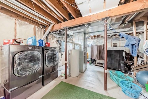 1066 Taradale Drive Ne, Calgary, AB - Indoor Photo Showing Laundry Room