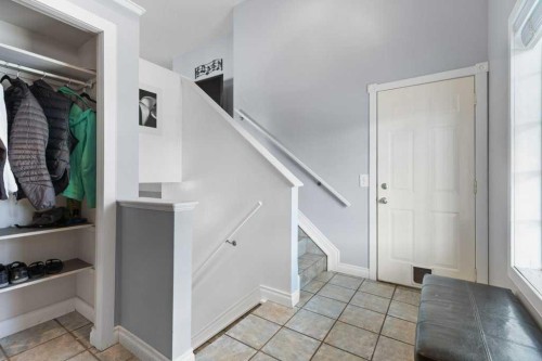 202 Willowbrook Close Nw, Airdrie, AB - Indoor Photo Showing Other Room