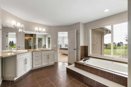 19 Coach Gate Way Sw, Calgary, AB - Indoor Photo Showing Bathroom