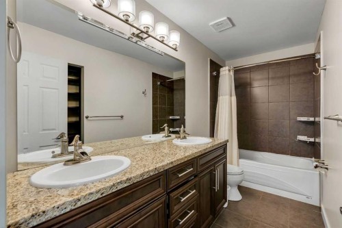 19 Coach Gate Way Sw, Calgary, AB - Indoor Photo Showing Bathroom