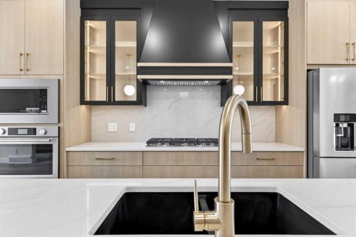 8519 48 Avenue Nw, Calgary, AB - Indoor Photo Showing Kitchen With Double Sink