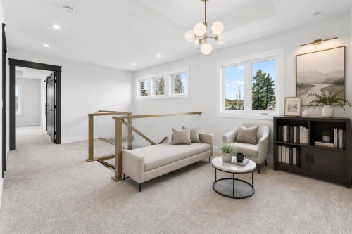 8519 48 Avenue Nw, Calgary, AB - Indoor