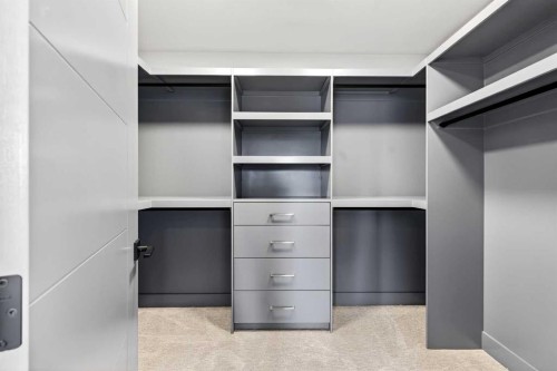 8519 48 Avenue Nw, Calgary, AB - Indoor With Storage